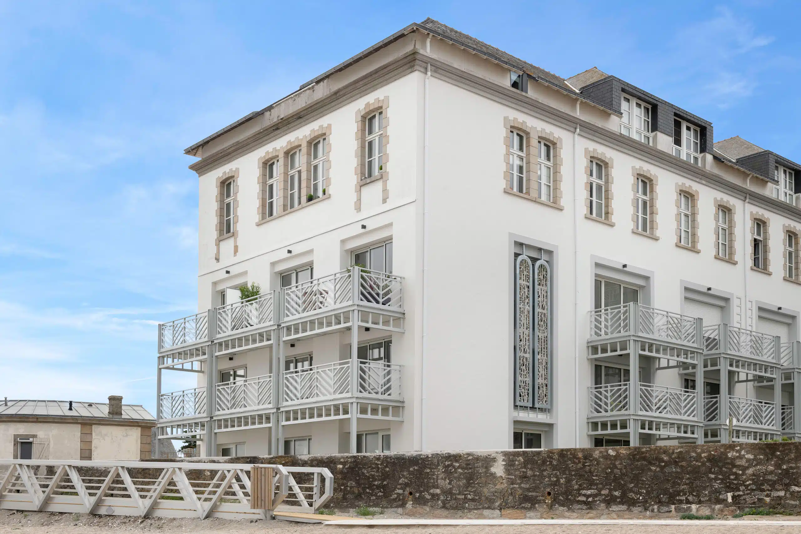 Façade arrière résidence vue mer Le Croisic