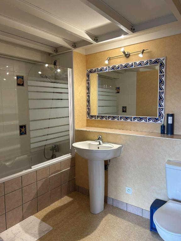 Salle de bains appartement vue mer Le Croisic